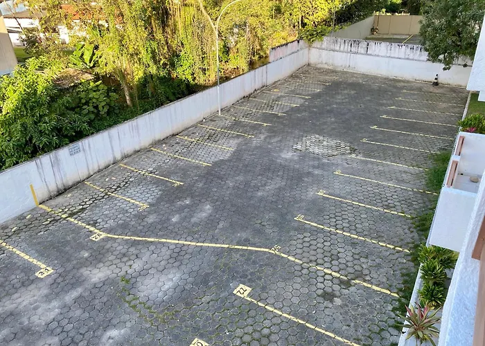 APTO 8 PESSOAS PRAIA TENÓRIO 7 min a pé Ubatuba